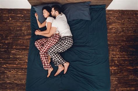 Free Spooning Sex Porn Videos .